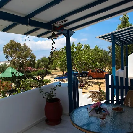 Aparthotel Maroussa 2*