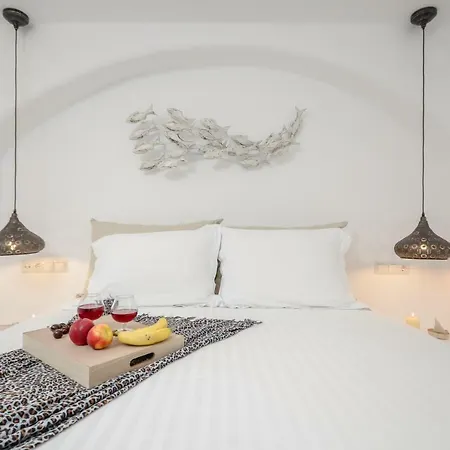 Maroussa Aparthotel 4*