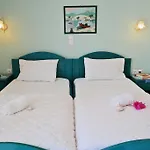Aparthotel Maroussa