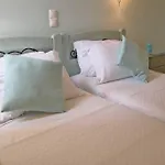 Maroussa Aparthotel