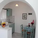 Aparthotel Maroussa