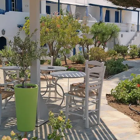 Maroussa Aparthotel 4*
