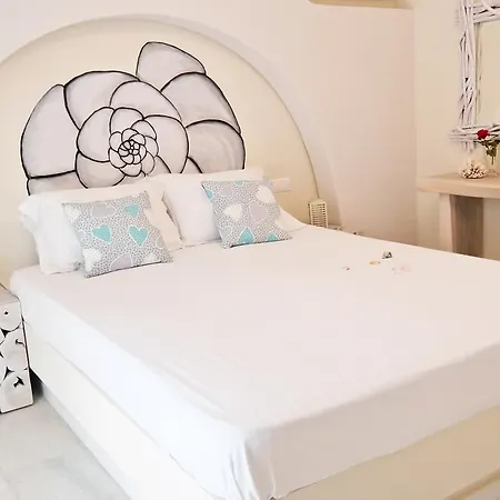 Maroussa 4* Αγία Άννα